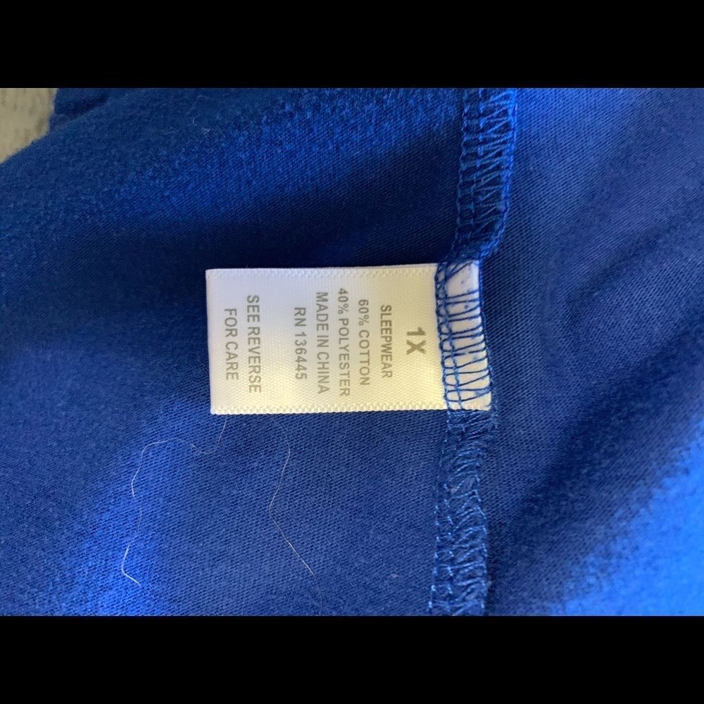 Goodnight kiss blue shirt size 1X fits like L/XL - Picture 5 of 5